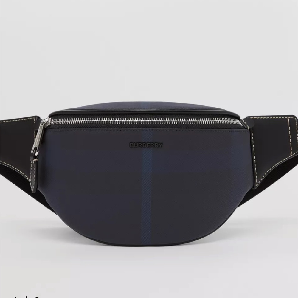 Burberry Men’s Leather Belt Bag